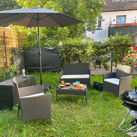 Cozy Apartment With Garden In Гелзенкирхен Екстериор снимка
