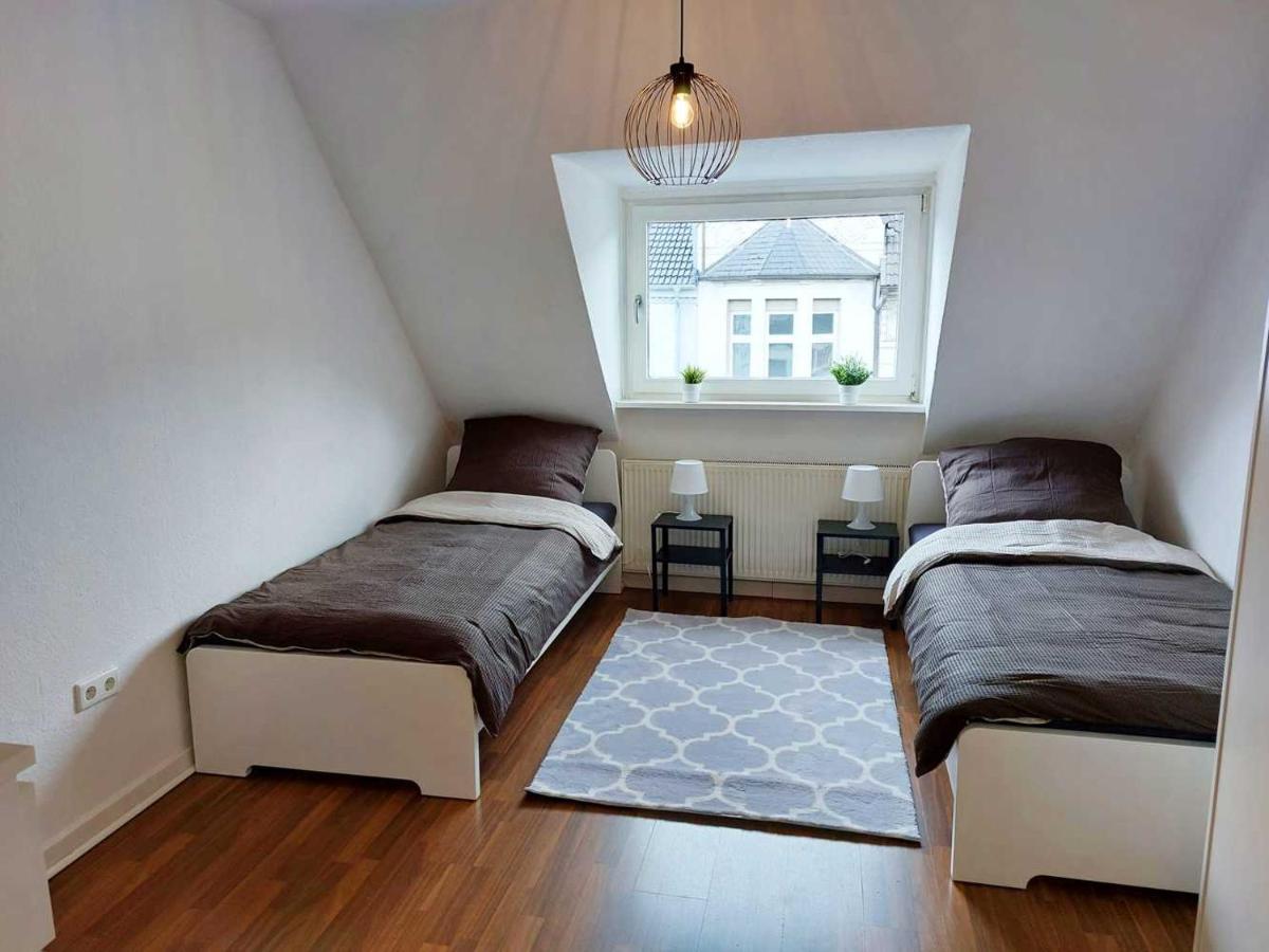 Cozy Apartment With Garden In Гелзенкирхен Екстериор снимка