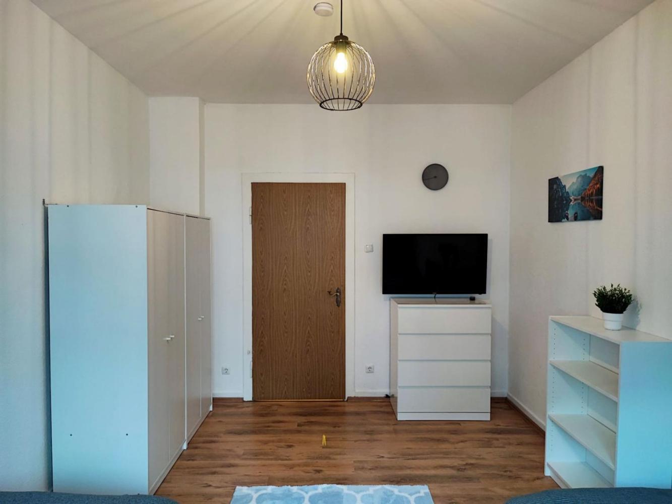 Cozy Apartment With Garden In Гелзенкирхен Екстериор снимка