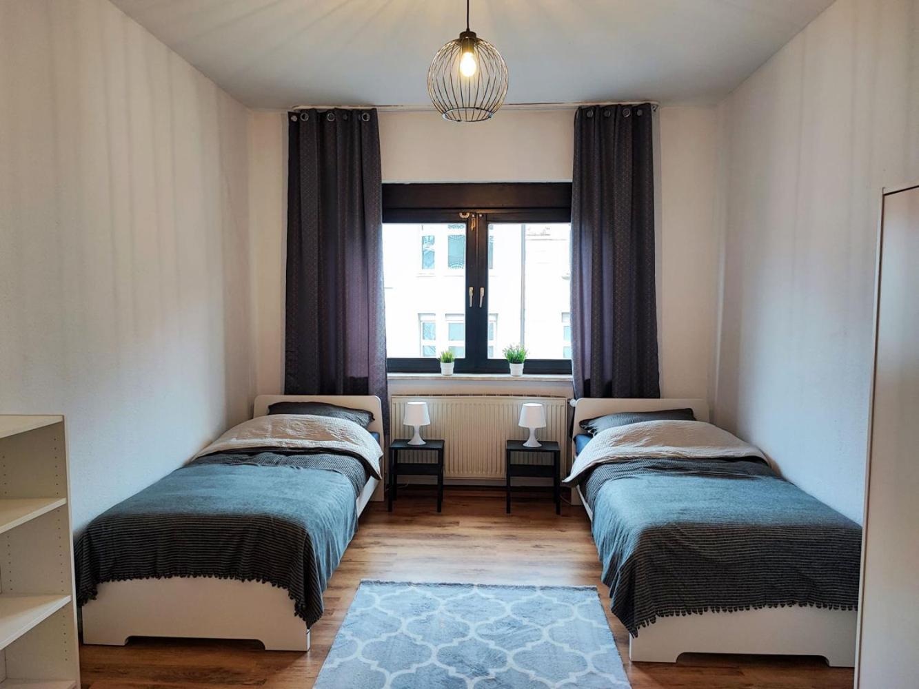 Cozy Apartment With Garden In Гелзенкирхен Екстериор снимка