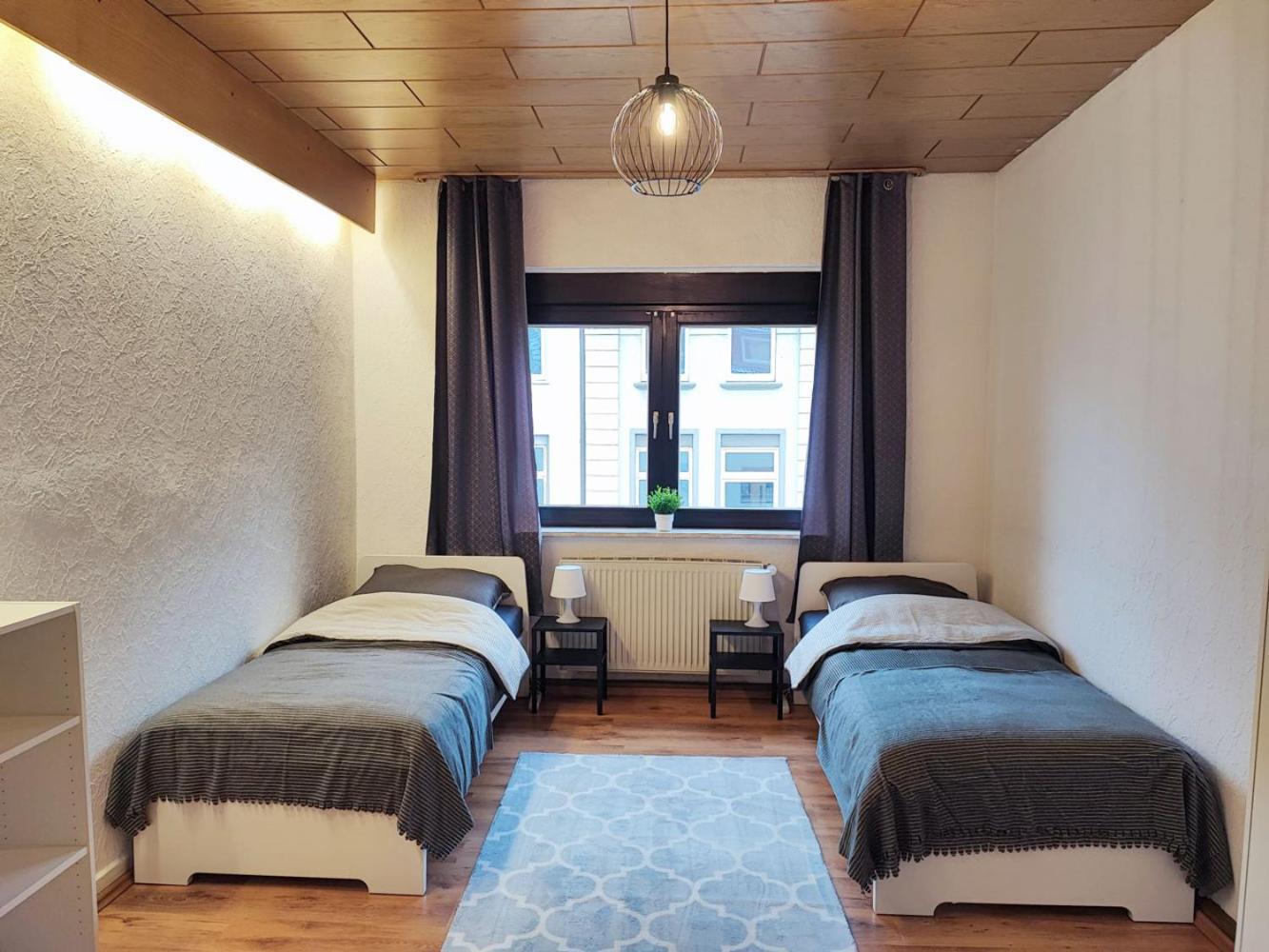 Cozy Apartment With Garden In Гелзенкирхен Екстериор снимка