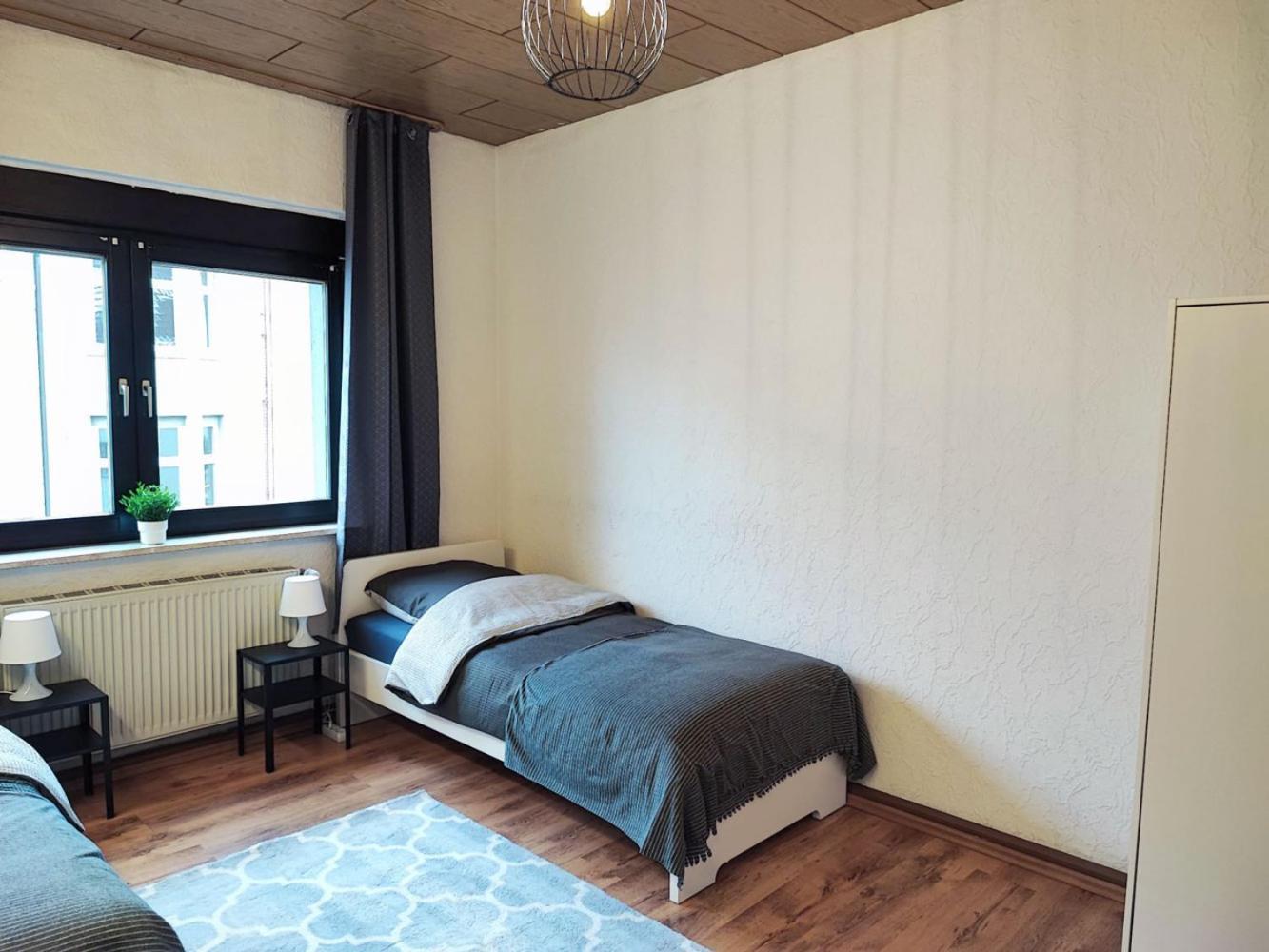 Cozy Apartment With Garden In Гелзенкирхен Екстериор снимка